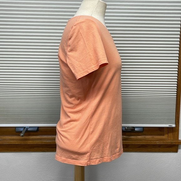 Life Is Good Peach Adirondack Chair Classic Fit V-Neck T-Shirt Size Small - Picture 3 of 8